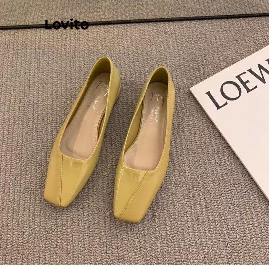 Lovito รองเท้าส้นเตี้ยแบบบัลเลต์ส้นเตี้ยสไตล์ฝรั่งเศสสำหรับใส่ไปทำงานสำหรับผู้หญิง หนังสิทธิบัตรแบบเรียบหรูสไตล์วินเทจ LFA70251