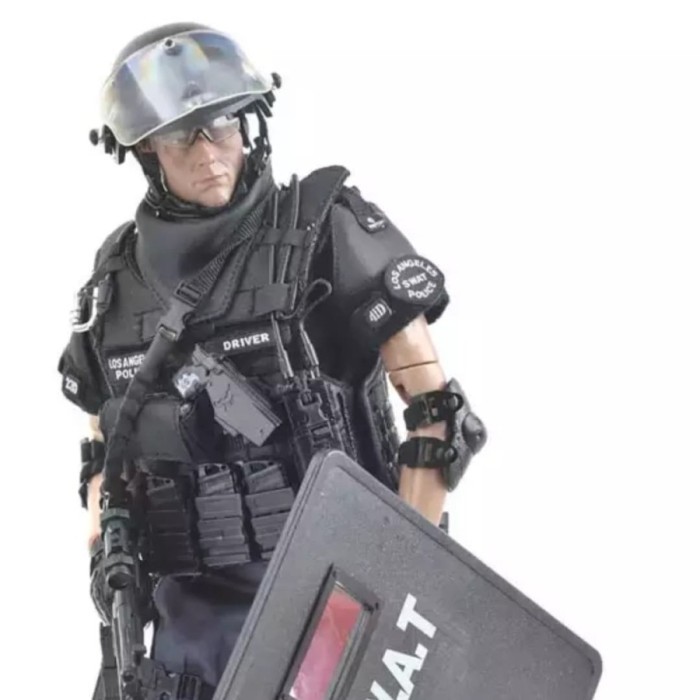 SOLDIER TOYS ACTION FIGURE / MILITARY / ARMY / SWAT 1/6 ORIGINAL