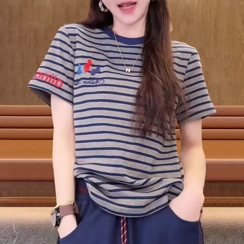 เสื้อยืดผู้หญิงฤดูร้อนใหม่แฟชั่นสบายๆที่เรียบง่ายลายรอบคอแขนสั้นด้านบน