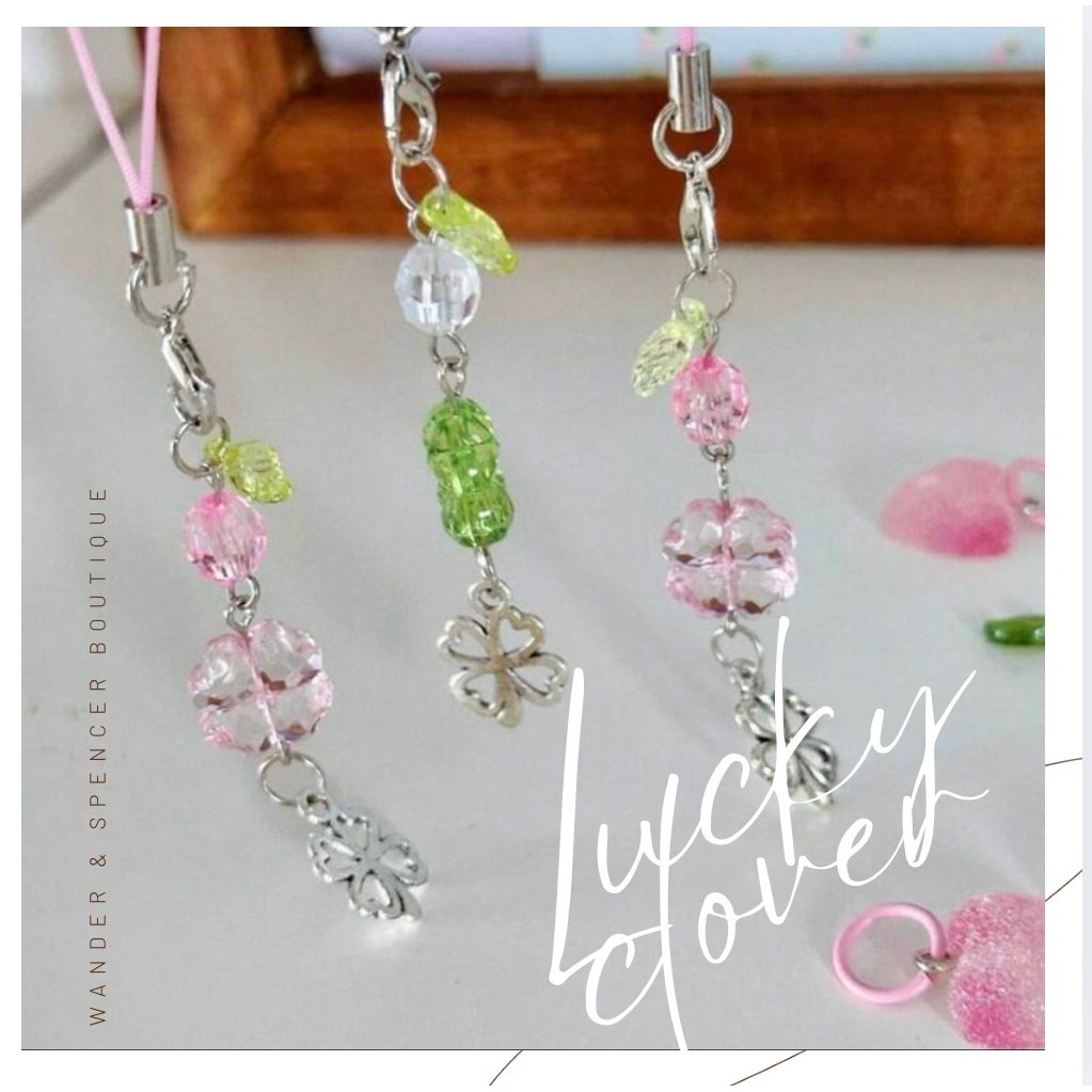 พวงกุญเเจ Crystal lucky clover 4 leaf ใบไม้โชคดี พลังงานดี  สายคล้องนำโชค H181
