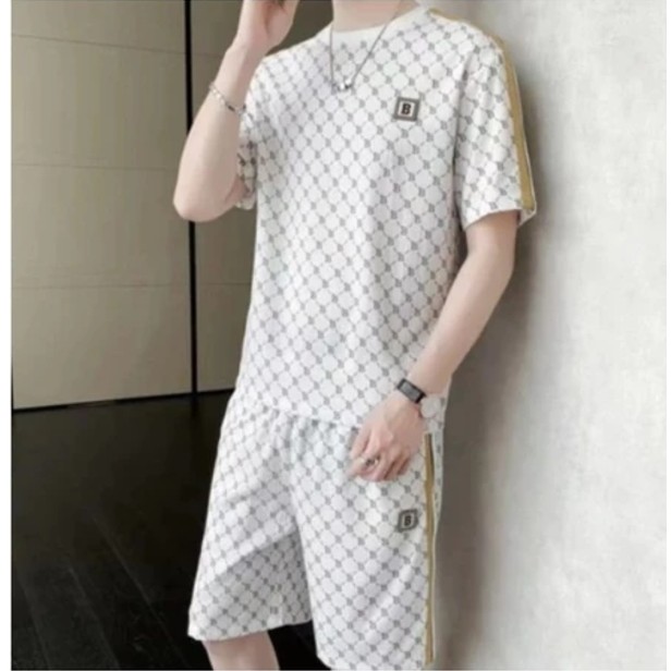 ผู้ชายฤดูร้อนสไตล์ใหม่ระดับไฮเอนด์หลวมทุกการแข่งขันชุดลําลอง