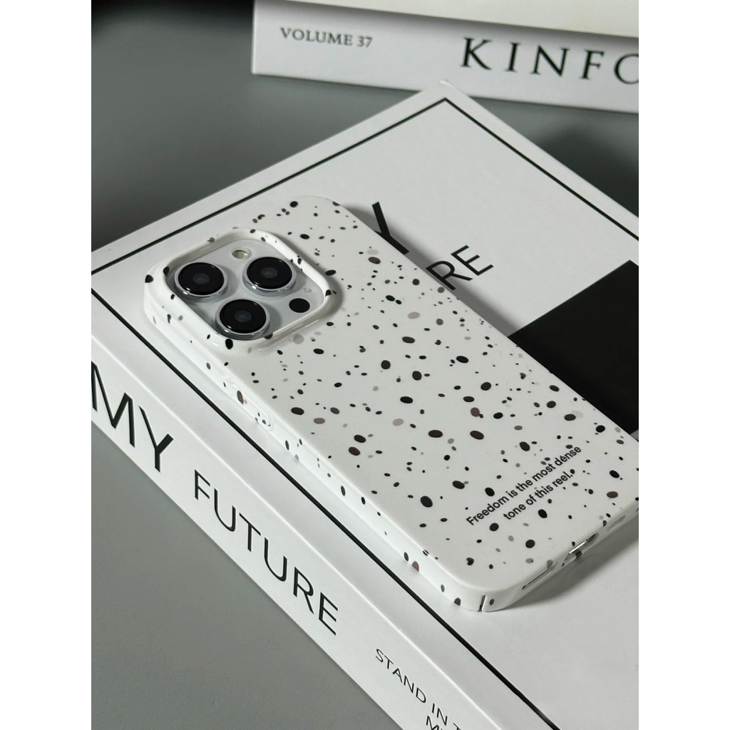 เคสป้องกันโทรศัพท์มือถือสีดำแบบเรียบง่ายสำหรับ iPhone 16PROMAX ยอดนิยม15Pro 12/14รูใหญ่แบบเต็มรูปแบบ