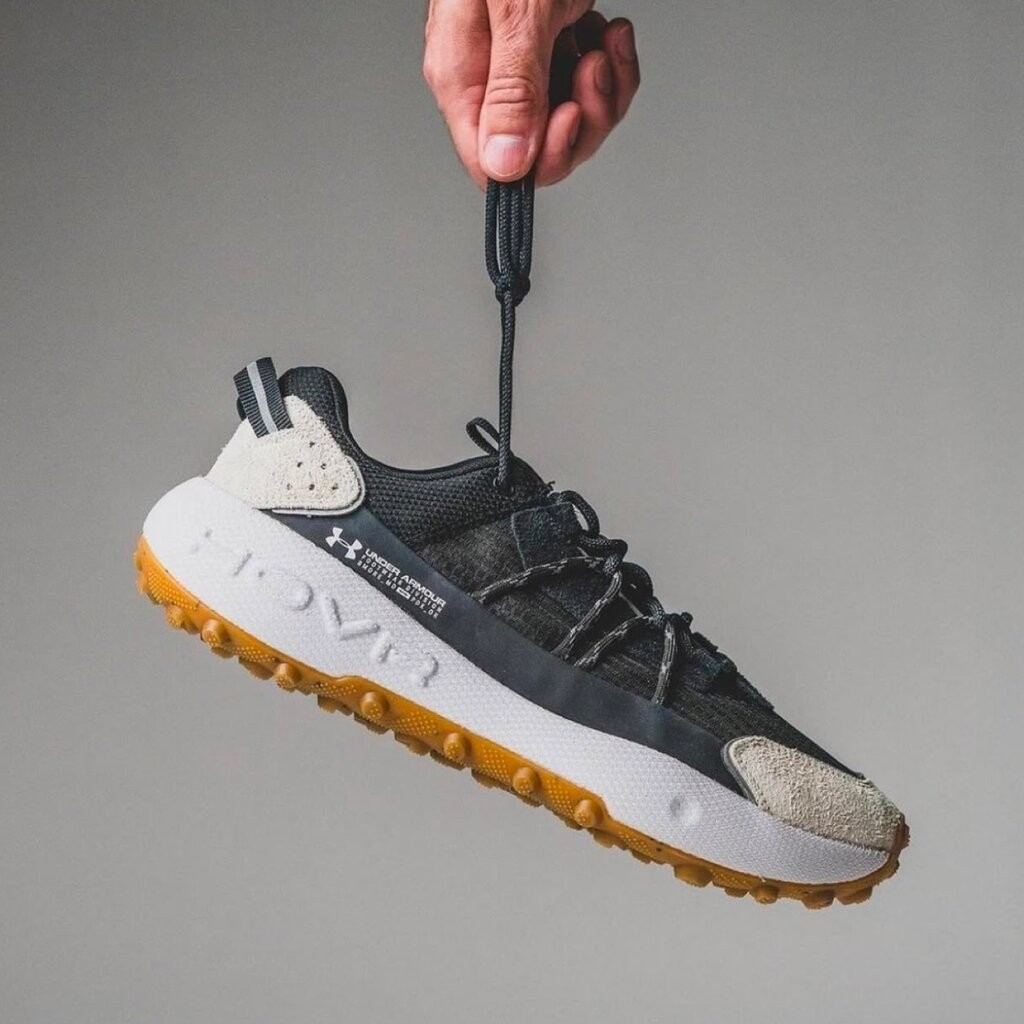 รองเท้าเดินป่า Under Armour Fat Tire Venture Pro (M8/9/9.5US)