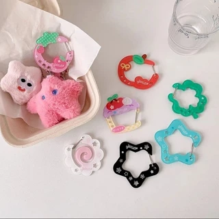 ส่งด่วน! พวงกุญแจตะขอ พวงกุญแจห้อยตุ๊กตา พวงกุญแจห้อยCharm เป็นงานอะคริลิค รูปทรงน่ารักมีหลายแบบ