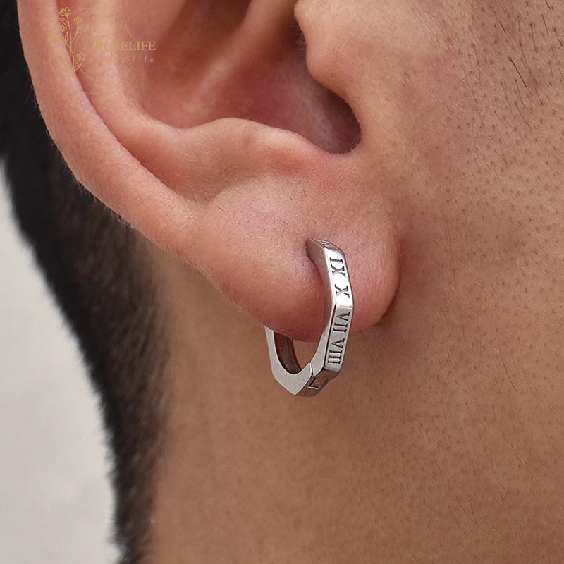 Roselife 2 ชิ้น Unisex Cool Silver โรมันตัวเลขวงกลม Hoop ต่างหูสําหรับผู้หญิงผู้ชาย Minimalism แฟชั่นเรขาคณิตรอบหูเครื่องประดับ