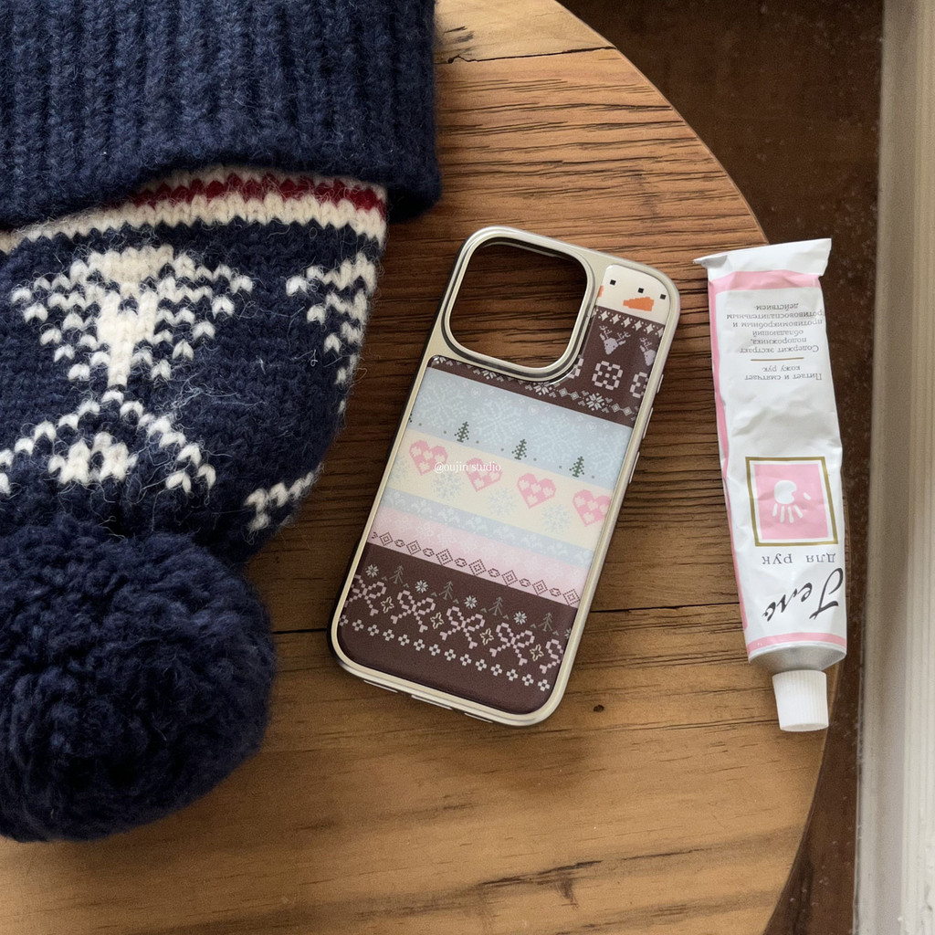 Ins อีพ็อกซี่เกล็ดหิมะหัวใจรักโบว์เหมาะสําหรับ 16promax เคสโทรศัพท์ 15 สไตล์ใหม่ 14pro สาวหัวใจ 13 ความรู้สึกระดับไฮเอนด์ 12 รวมทุกอย่าง 15pro Creative Soft Shock-proof Niche