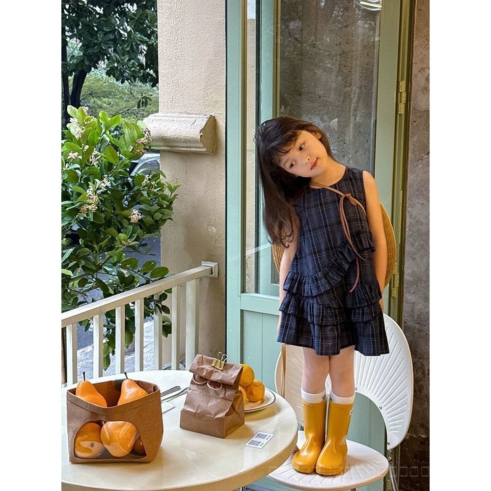 ชุดเดรสสำหรับเด็กผู้หญิง ชุดฤดูร้อน 2025 สไตล์ใหม่ ชุดเดรสแขนกุดไม่สม่ำเสมอ ชุดเจ้าหญิงลายตารางสำหรับเด็กผู้หญิง - รูปที่ 5