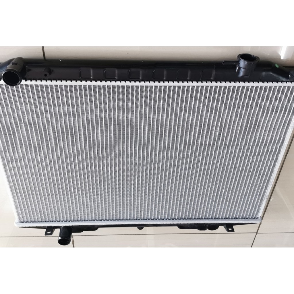 หม้อน้ำNISSAN Frontier YD25 เครื่องยนต์2500cc เกียร์ธรรมดา