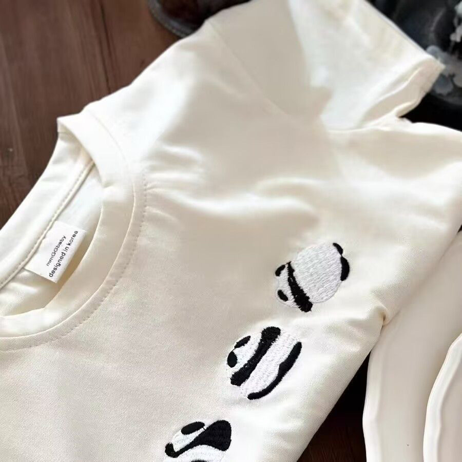 ชุดแขนสั้นฤดูร้อนใหม่สำหรับเด็กชายและเด็กหญิง เสื้อยืดแขนสั้นน่ารักสำหรับเด็ก ชุดกางเกงขาสั้นพิมพ์เต็มตัวแบบสบายสำหรับเด็ก ราคา ถูกที่สุด ดีลบีเคเค แกลเลอรีภาพที่ 7