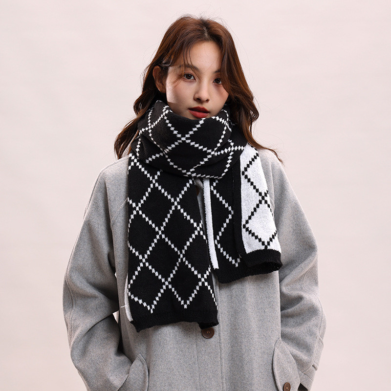Misskoi [คลังสินค้าพร้อม] ผ้าพันคอสไตล์คู่ย้อนยุคญี่ปุ่นหญิงฤดูหนาวหนาเวอร์ชั่นเกาหลีอบอุ่นเอี๊ยมของขวัญวันเกิดเด็กชายระดับไฮเอนด์