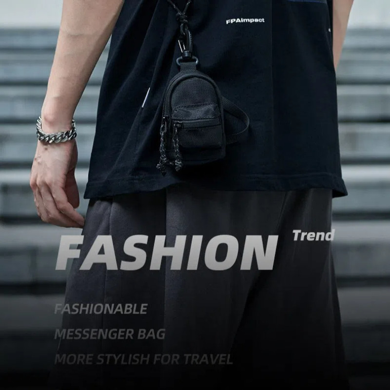ใหม่ Mini หูฟังกระเป๋า All-Match คู่แฟชั่นที่ไม่ซ้ํากัน Street สวมใส่ผู้ชายจี้กระเป๋ามินิ Messenger