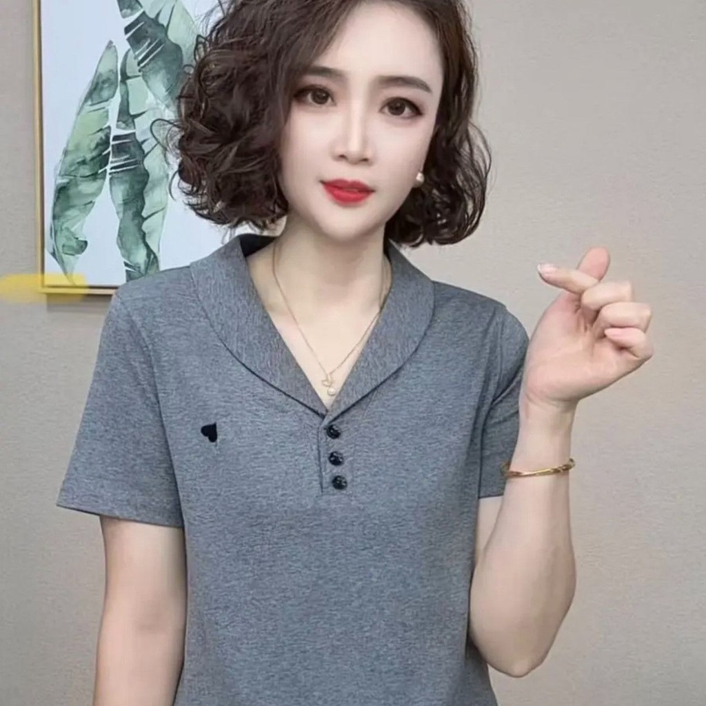 ฤดูร้อนของผู้หญิงใหม่แฟชั่นลําลองแขนสั้นคอวีด้านบนเสื้อยืด