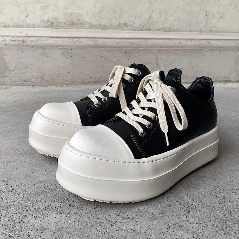 ยุโรปอเมริกัน Niche ของแท้หนัง Big Toe Daddy รองเท้า IG คู่รองเท้าผ้าใบลําลอง All-Match หนา Soled เพิ่มความสูงผู้ชายผู้หญิงรองเท้าสบายๆ