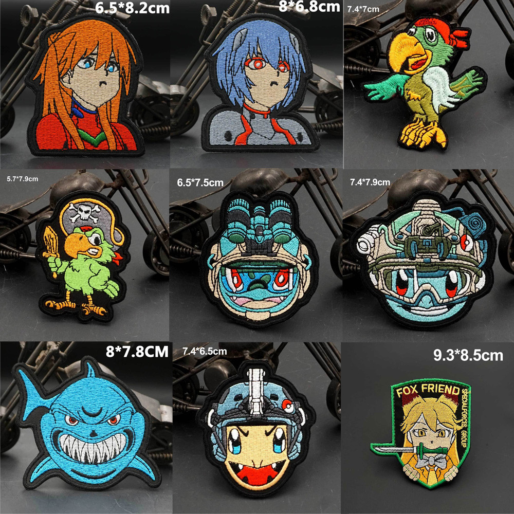 อุปกรณ์เสริมกระเป๋ากลางแจ้ง Anime Series Charizard DIY เสื้อแจ็คเก็ตหมวกกันน็อคป้าย Velcro Patch