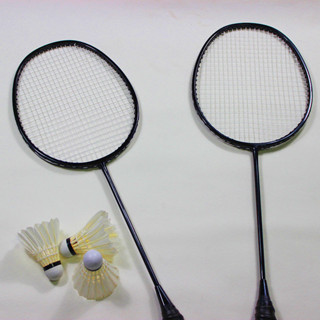ไม้แบดมินตัน ลูกขนไก่แพ็ค2ลูก ลูกแบดมินตัน ขนาดมาตรฐาน สำหรั…