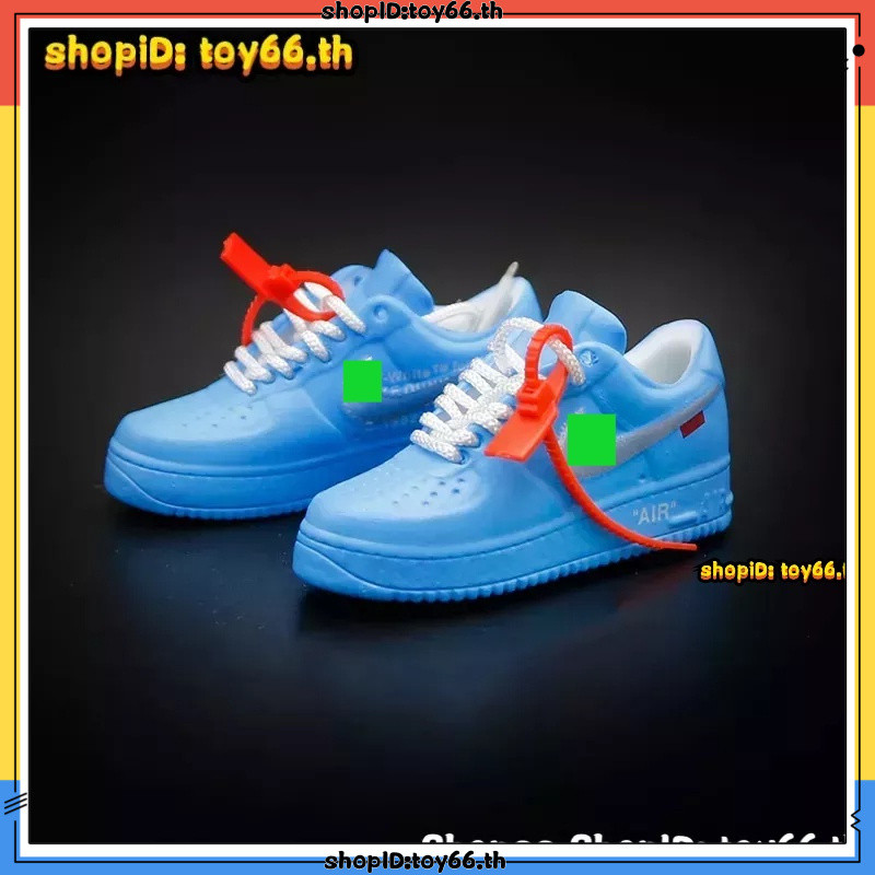 โมเดลรองเท้า ขนาดเล็ก 3D สามมิติ เหมาะกับของขวัญ สําหรับตกแต่งรถยนต์ ตุ๊กตาบาร์บี้