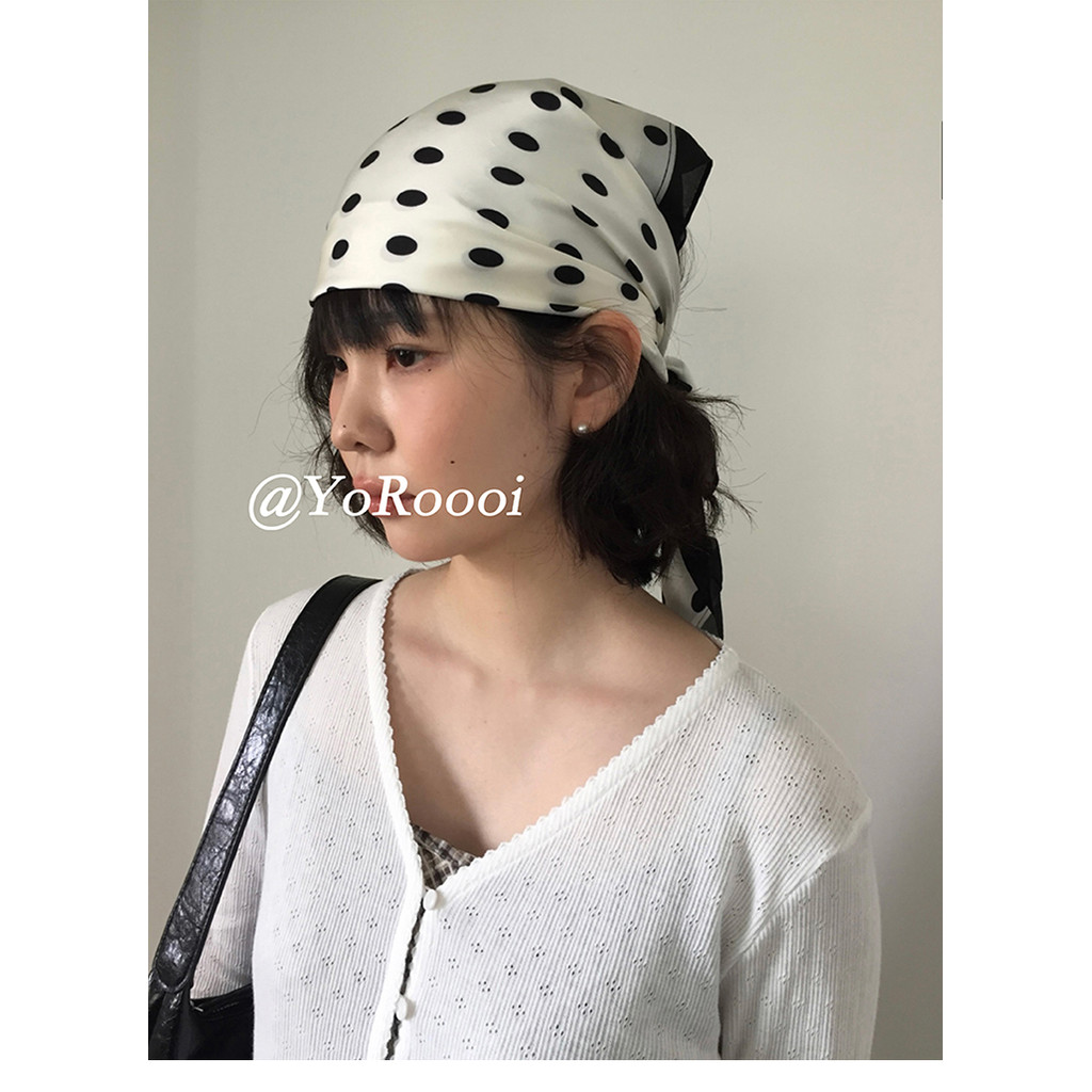 Ins เกาหลี Simple Big Polka Dot ผ้าไหมน้ําแข็ง Square Headscarf/ผ้าพันคอไหม Dual-ใช้