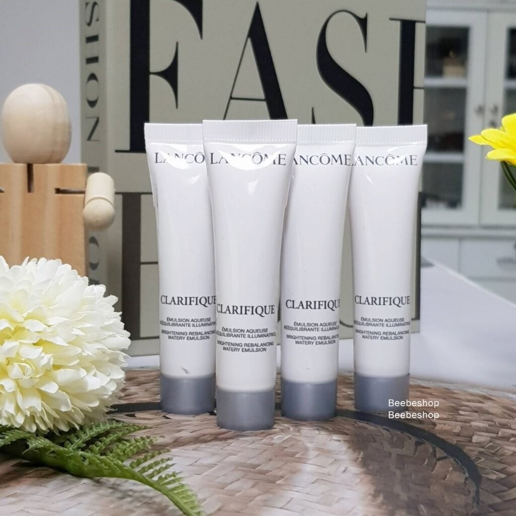 ราคาต่อ 1ชิ้น LANCOME Clarifique Brightening Rebalancing Watery Emulsion 15ml