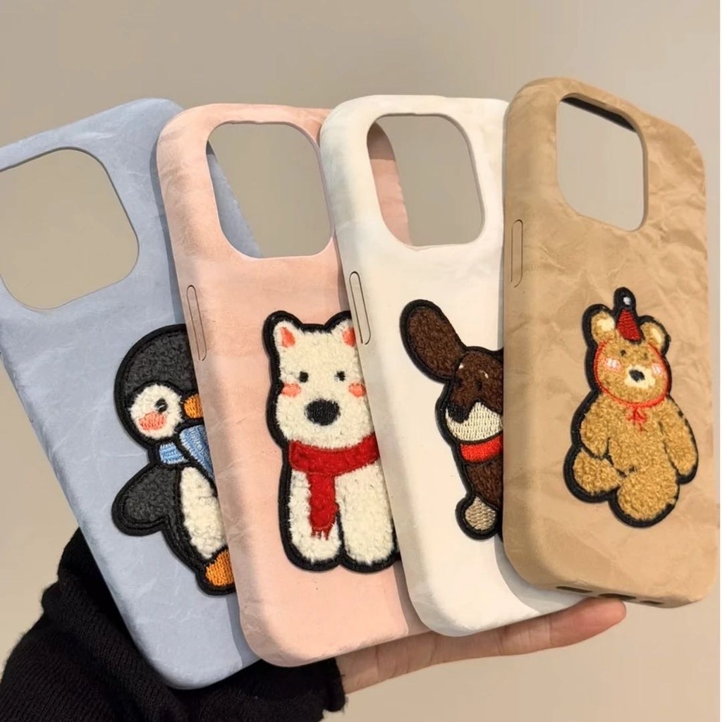 หรูหรา Snow Mountain เย็บปักถักร้อยสัตว์ West High Dog เคสโทรศัพท์สําหรับ iPhone16 Pro Max 15 14 13 Pro Max Shock-proof กล้องป้องกัน Drop-proof ฮาร์ดปกหลัง