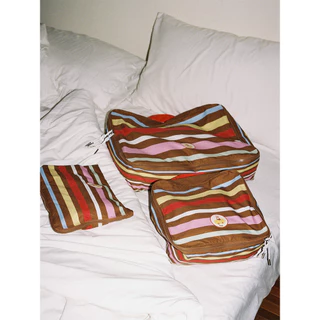 Tagi. Popcorn Stripe Storage Bag กระเป๋าใส่เครื่องสำอางสำหรับเดินทางลายทาง "ป๊อปคอร์น"