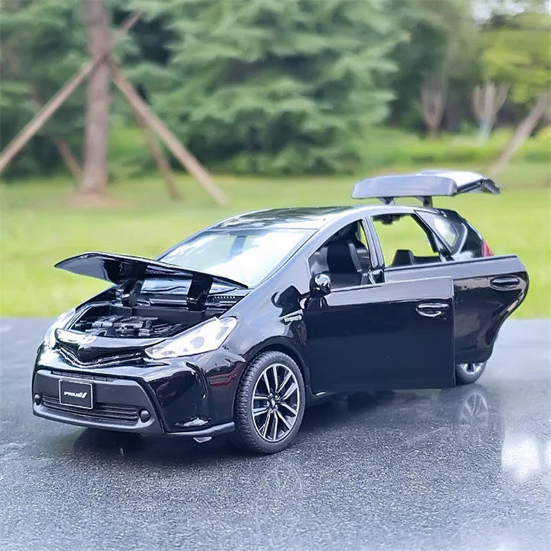 1/32 TOYOTA PRIUS Alloy Car Model Diecast Metal Toy Vehicles Car Model High Simulation Sound and Lig