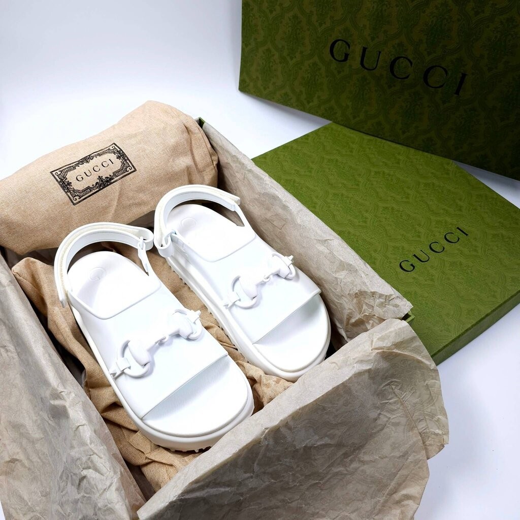 ของแท้ ของใหม่ New Gucci Horsebit Rubber Platform Sandals White Size 39