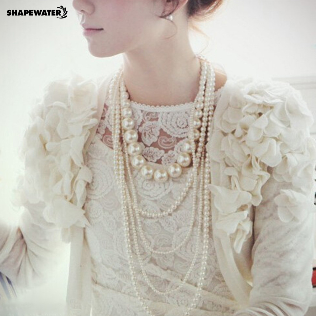 Shapewater สร้อยคอเสื้อกันหนาวมุกเทียมผู้หญิงหลายชั้นสร้อยคอลูกปัดที่พูดเกินจริงสําหรับงานแต่งงาน