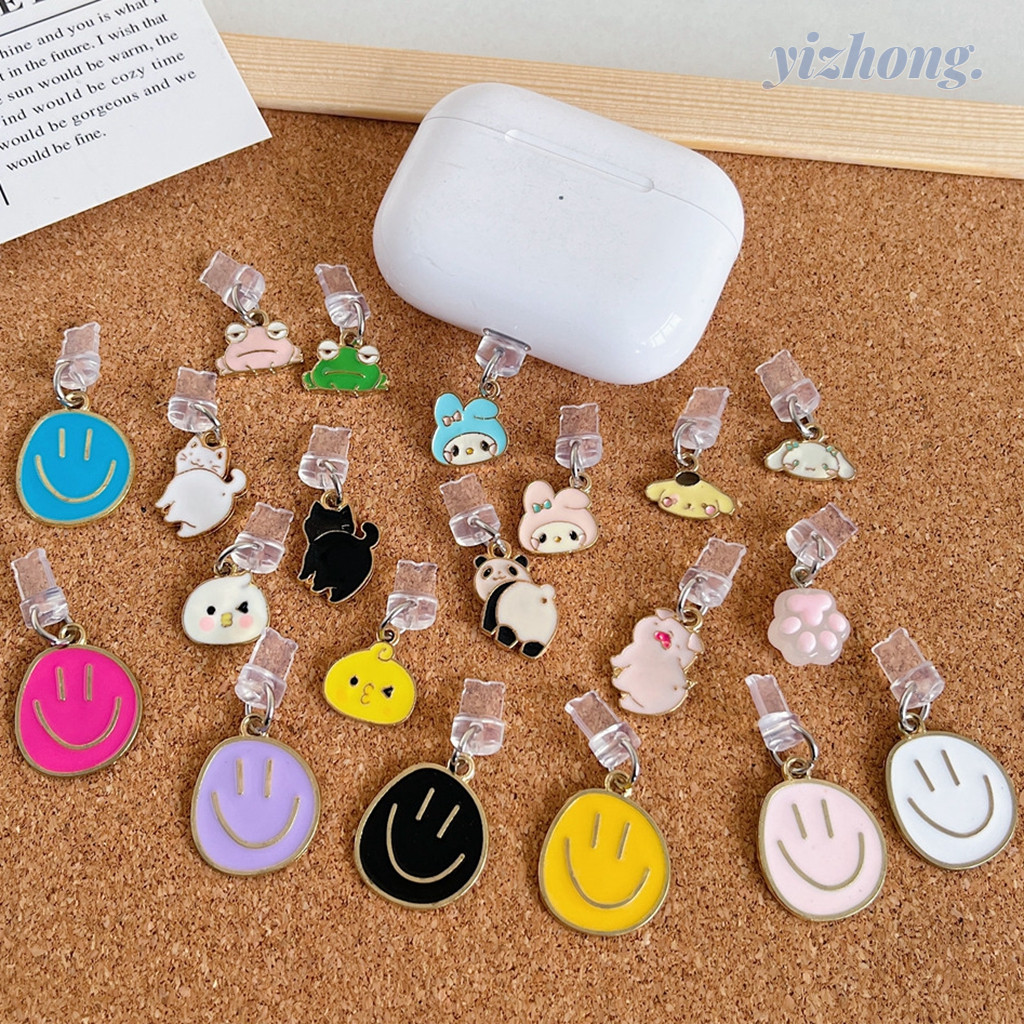ปลั๊กกันฝุ่นสําหรับ iPhone หูฟังโทรศัพท์มือถือ Type-C Android การ์ตูน Smile Face Cat Paw Melody Cinnamoroll สุนัข Panda ออกแบบจี้อุปกรณ์เสริมชาร์จหลุมตกแต่ง