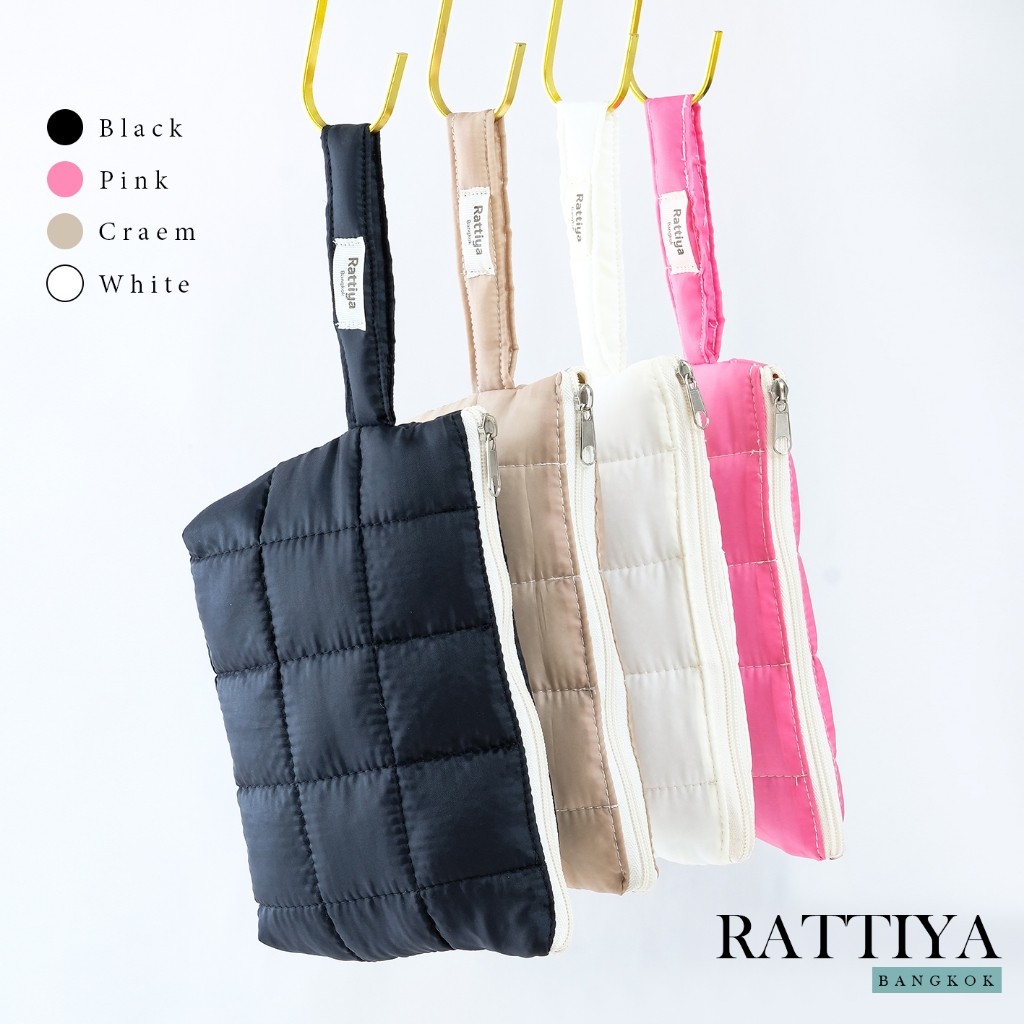 กระเป๋านุ่มนิ่ม กระเป๋าใส่เครื่องสำอาง แบรนด์ Rattiya Bangkok มี 4 สีให้เลือก