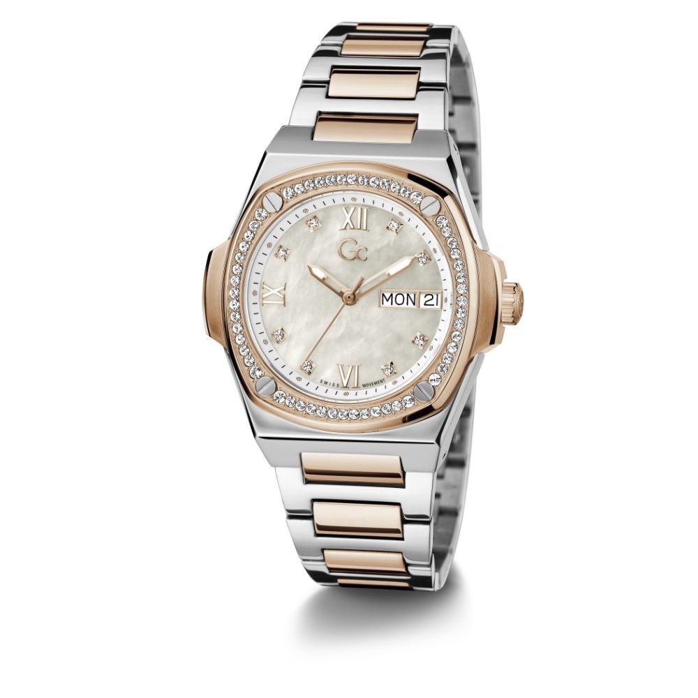 GUESS GC นาฬิกาข้อมือผู้หญิง รุ่น Coussin Shape Lady Y98005L1MF สีเงิน / โรสโกลด์
