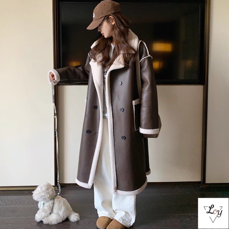 เสื้อโค้ทตัวยาวไซส์ใหญ่เจิ้งเกาหลีเสื้อโค้ทที่อบอุ่นและกันหนาวเสื้อโค้ทขนแกะหนายาวหลวมสไตล์เกาหลีเสื้อโค้ทขนแกะหนาพิเศษสำหรับผู้หญิง2025ฤดูหนาวใหม่เสื้อโค้ทหนัง PU แจ็คเก็ตผ้าฝ้ายผู้หญิงแจ็คเก็ตฤดูหนาว