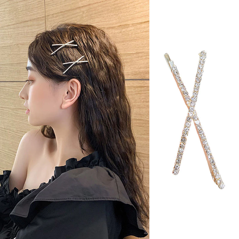 ในไทย-พร้อมส่ง✨อารมณ์คลิปผม Minimalist ข้าม Rhinestone เรียบคลิปขอบสาวคลิปด้านบนคลิปผมหญิง-Move