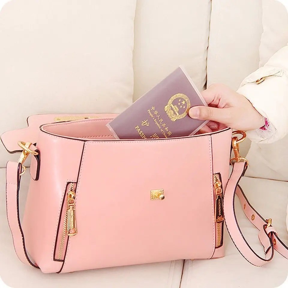 Tesco ปกใส่หนังสือเดินทาง ซองใส่พาสปอร์ต กันน้ำ เคสพาสปอร์ต  Passport case