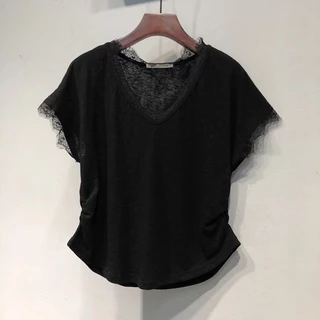 ฟลีซคอตตอนแขนสั้นคอวีแต่งลูกไม้สำหรับผู้หญิง เสื้อเบสสไตล์เกาหลีหลวมสำหรับฤดูร้อน เสื้อแขนสั้นไหล่ปกติ Needle Happy EK6E