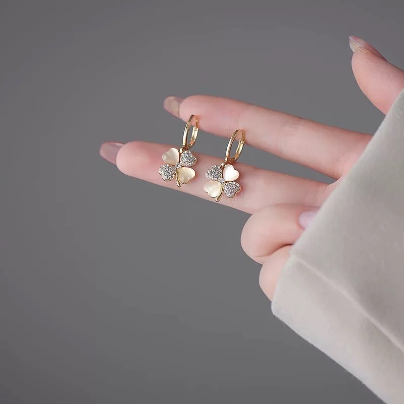 ต่างหูจี้ดอกไม้สวยงาม S&F 1234