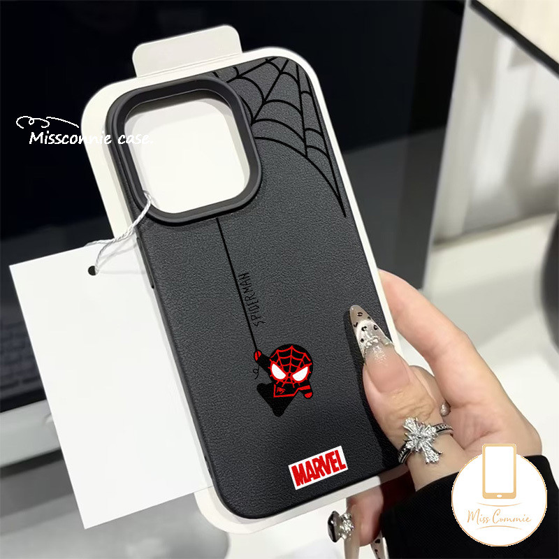 Dopamine Color Trend Brand Cute Marvel Spider Man Cool Case เข้ากันได้กับ IPhone 16 14 11 13 15 12 Pro Max XR X XS Max 15 14 16 Plus หรูหราผิวรู้สึกหนังเนื้อปกอ่อน
