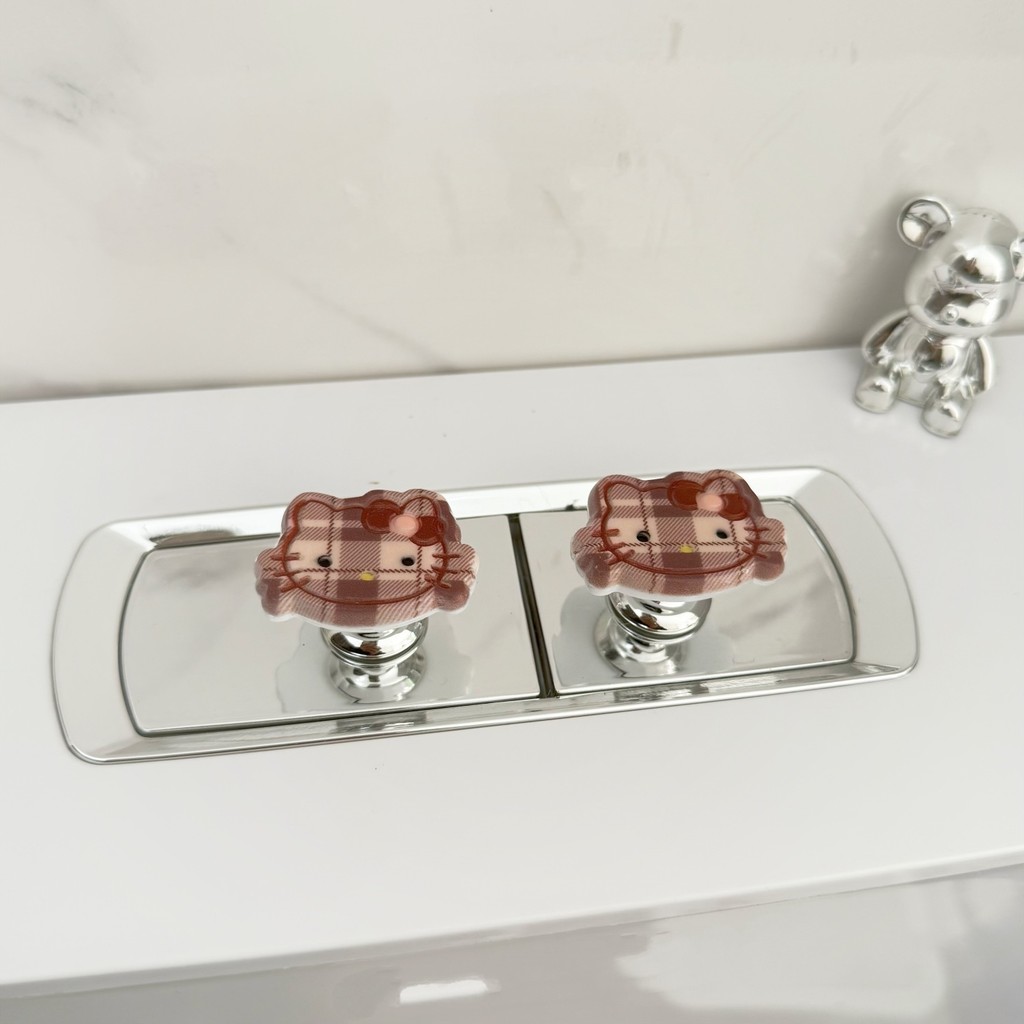 ห้องน้ำแมวการ์ตูนกดปุ่มแรงดันปุ่มเสริมถังน้ำพิเศษสำหรับห้องน้ำในครัวเรือน - รูปที่ 2