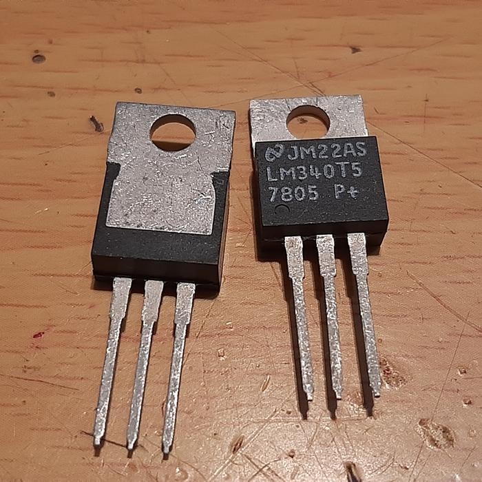 Part IC Regulator 7805 LM340T5 LM 340 T5 LM7805 LM 7805 อุปกรณ์ไฟฟ้าแห่งชาติ