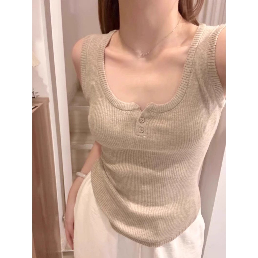 สไตล์สาวฮอต ซอก สีทึบ เสื้อชั้นในสตรี ฤดูร้อนของผู้หญิงการออกแบบความรู้สึกเก๋แขนกุดด้านบน