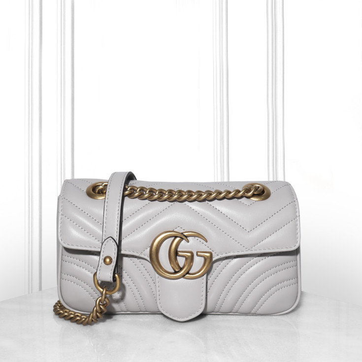สินค้าแท้มือสอง   กระเป๋า Gucci Small Marmon  กระเป๋าสะพายข้างสำหรับผู้หญิง