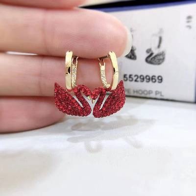 Swarovski Red SWAN ICONIC SWAN ประณีต Elegant หญิงต่างหู Red SWAN คริสตัลพายต่างหูต่างหู Hypoallerge