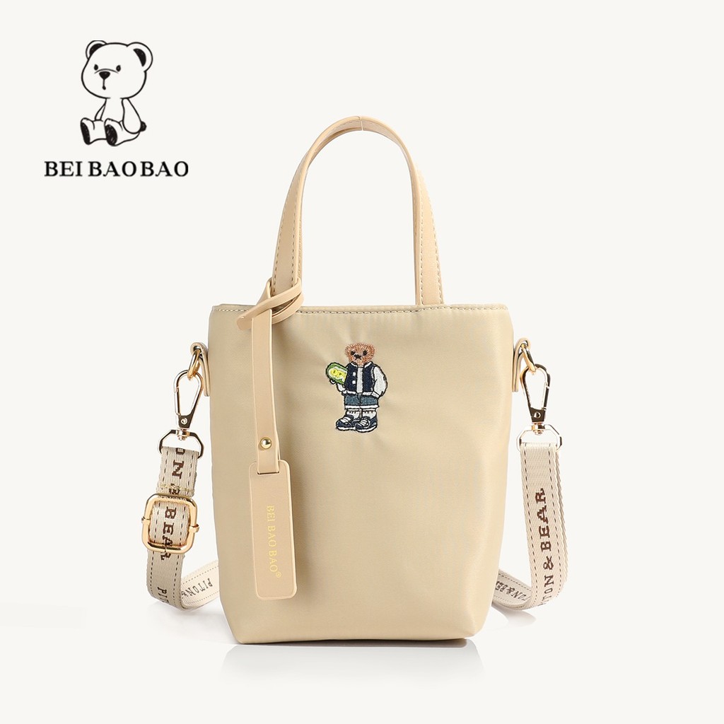 กระเป๋าสะพายพิมพ์ลายหมีแฟชั่น Commuter Messenger Bag All-Match Shoulder Messenger Bucket Bag
