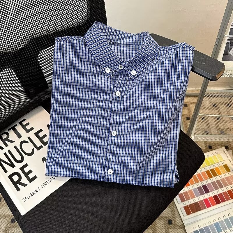 เวอร์ชั่นเกาหลีของฤดูใบไม้ร่วงใหม่ลายสก๊อตสีฟ้าแฟชั่นย้อนยุคหลวมปกลําลองผู้ชายเสื้อเชิ้ตแขนยาว