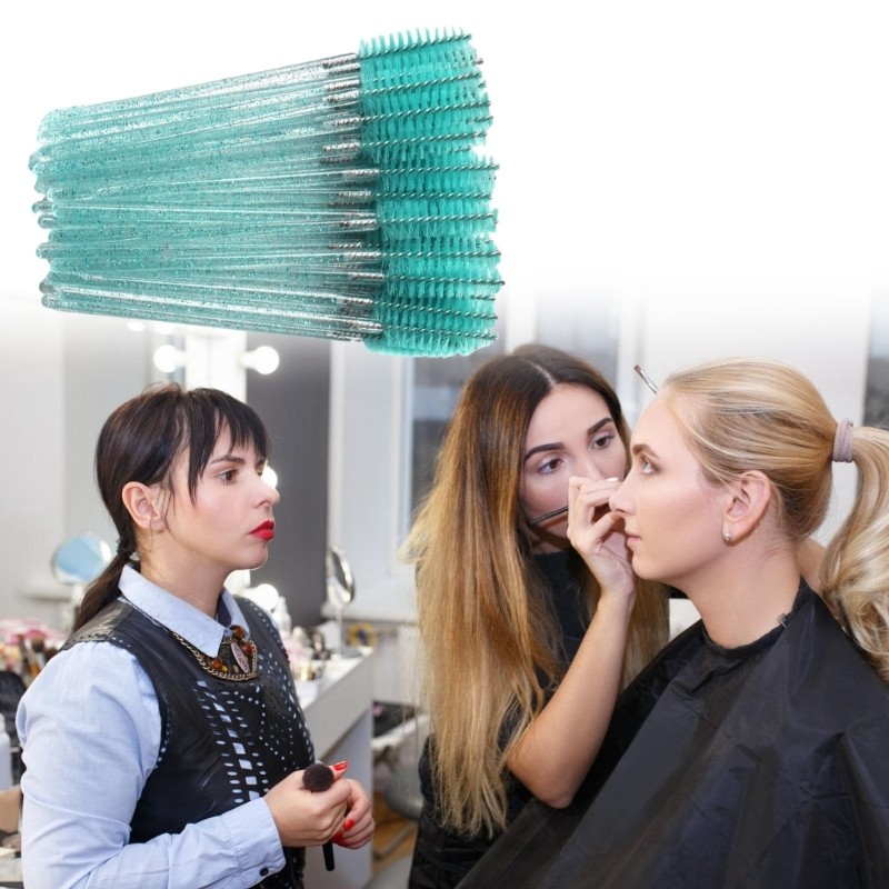 BTF 50 ชิ้นคริสตัลมาสคาร่า Wands ทิ้งขนตาคิ้ว Spoolie แปรงสําหรับแต่งหน้า