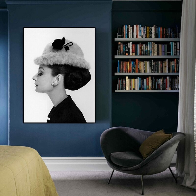 Elegant สีดําและสีขาว Audrey Hepburn ผ้าใบ Wall Art - Timeless Portrait โปสเตอร์และพิมพ์สําหรับตกแต่