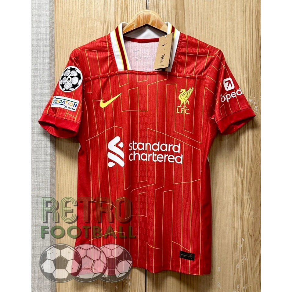 เสื้อฟุตบอล ลิเวอร์พลู Home เหย้า เกรดนักเตะ [ PLAYER ] 2024/25 ฟลูออฟชั่นUCL พร้อมชื่อเบอร์นักเตะครบทุกคนในทีม