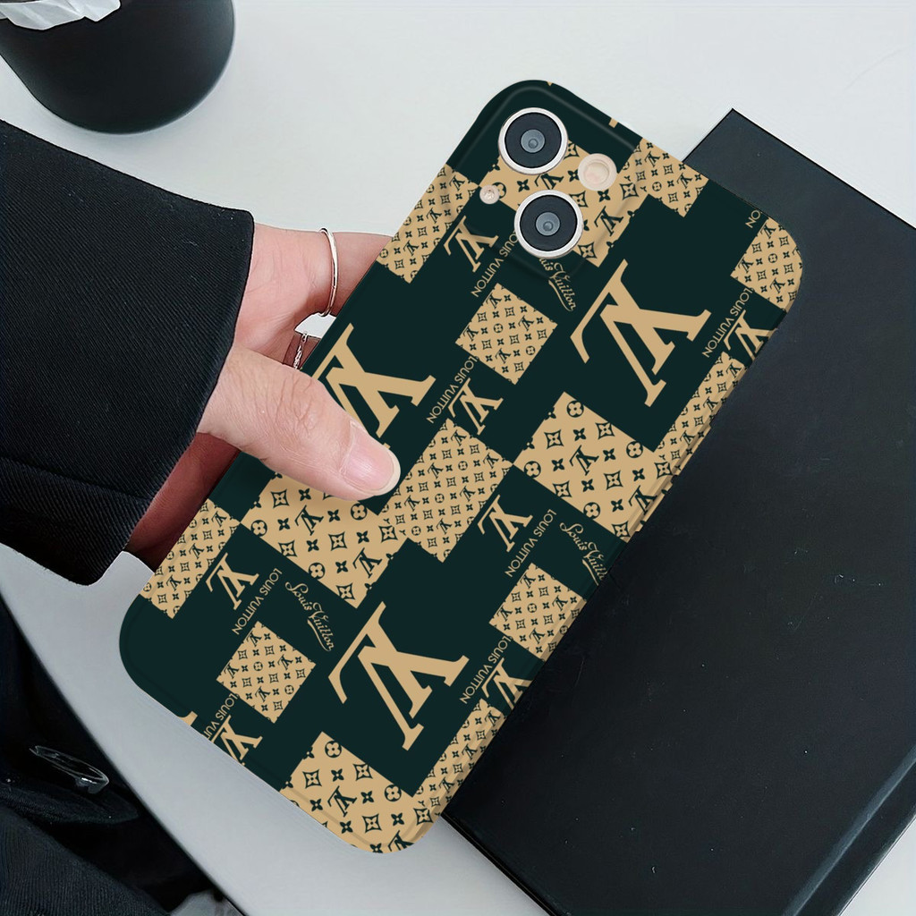 เคสโทรศัพท์iPhone 16 Pro Maxแบรนด์แฟชั่น LVซิลิโคนเหลวโทรศัพท์มือถือกรณีfull-bodyป้องกันกันกระแทกtpuยางนุ่มสําหรับiPhone 17 Pro Max 16 7plus 11 14 15 12 13 Pro Max 7 8 Plus XR XS - รูปที่ 3