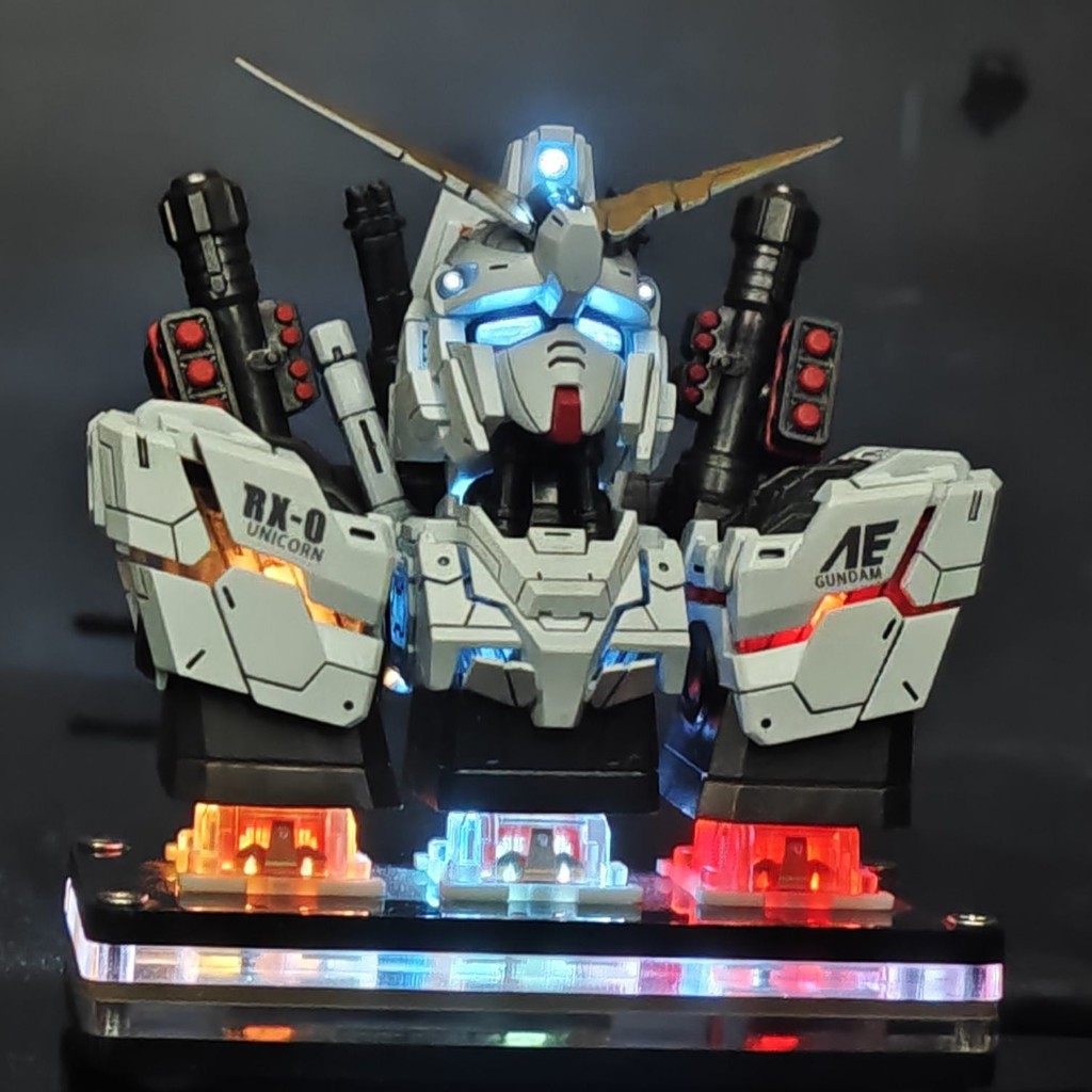 Rx-0 Unicorn Three-Key Cap Strike Freedom Gundam Button Mechanical Keyboard Deformable Light Transmission Mecha