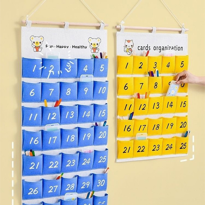 ปฏิทินออมเงิน DIY ช่องเสียบธนบัตร แบบผ้า นำไปแขวนได้ วัสดุผ้าใบ