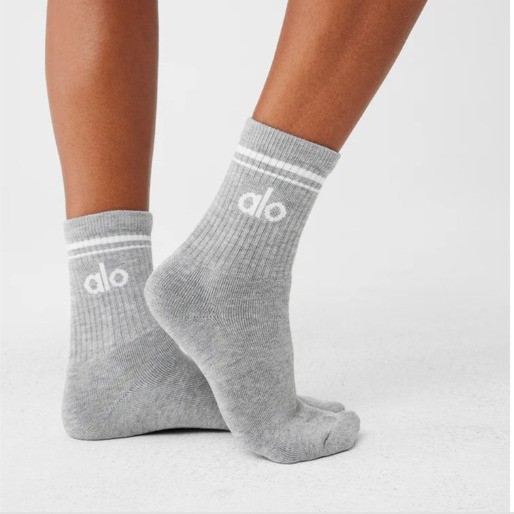 Alo Yoga ถุงเท้ายืดผ้าฝ้าย ทรงกลางน่อง กลางคู่ชายหญิง